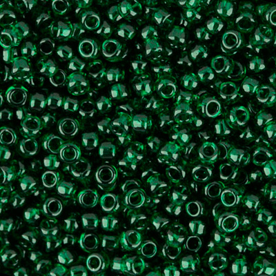<p>Японский бисер TOHO Round (круглый Тохо), размер 11/0 (2.2 мм). Прозрачный изумрудно-зеленый (Transparent Green Emerald). Цена за 10 грамм. Среднее количество бисерин в 1 грамме Toho 11/0 от 70 до 120 штук, может сильно варьироваться в зависимости от вида бисера.</p>