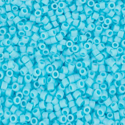 <p>Японский бисер TOHO Treasure (цилиндрический Тохо), размер 11/0 (около 1.6 мм). Непрозрачный голубой (Opaque Blue Turquoise). Цена за 10 грамм (около 2 000 бисеринок).</p>