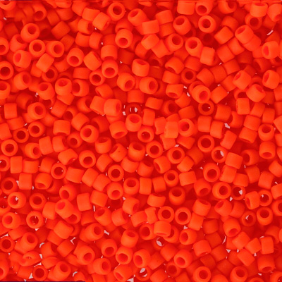 <p>Японский бисер TOHO Treasure (цилиндрический Тохо), размер 11/0 (около 1.6 мм). Матовый непрозрачный бисер ярко-оранжевого цвета (Opaque-Frosted Sunset Orange). Цена за 10 грамм (около 2 000 бисеринок).</p>