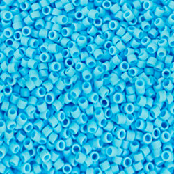 <p>Японский бисер TOHO Treasure (цилиндрический Тохо), размер 11/0 (около 1.6 мм). Непрозрачный матовый бисер голубого цвета (Opaque-Frosted Blue Turquoise). Цена за 10 грамм (около 2 000 бисеринок).</p>