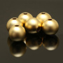 <p>Качественная корейская фурнитура класса люкс. Тяжёленькая среднеразмерная позолоченная металлическая бусина шарик. Диаметр отверстия - около 1-1.2 мм. Материал латунь, покрытие - гальваническое напыление золотом 16К. Оттенок может отличаться от фотографии и в разных поставках. Степень матовости может отличаться у разных бусин. На покрытии возможны небольшие пятнышки. Производство: Южная Корея. Цена за 2 бусину.</p>