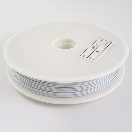 <p>Ювелирный тросик (ланка), сталь с непрозрачным пластиковым покрытием. Цвет белый. Толщина может отличаться от указанной на плюс-минус 0,05 мм. Цена за катушку около 50 метров.</p>