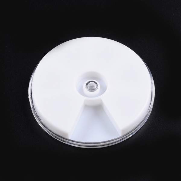 <p>Круглый контейнер для хранения мелкой фурнитуры, бисера, бусин из качественного пластика. У органайзера имеется 6 ячеек с общей вращающейся крышкой. Основание сделано из белого пластика, крышка из прозрачного. Цена за 2 шт.</p>