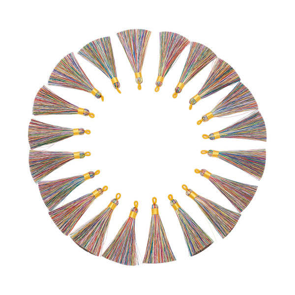 <p>Изящная полиэстеровая кисточка с петелькой. Используется для создания сережек, кулонов (сотуаров), подвесок на сумки, четки и брелоки. Оттенок может отличаться от фотографии. Размер может немного отличаться от заявленного. Цена за 2 шт.</p>