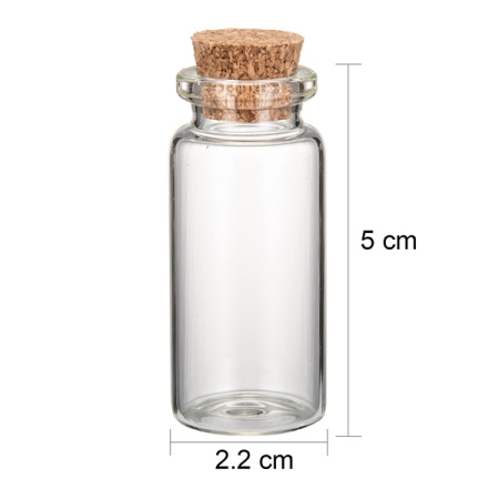 <p>Стеклянная бутылочка с пробкой для декорирования или хранения. Размер бутылки 5*2.2 см, внутренний диаметр горлышка - 1.2 см. Объем около 12 мл. Размер может немного отличаться от заявленного. На поверхности возможны мелкие царапинки и пятнышки. Цена за 5 шт.</p>
