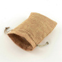 <p>Плотный текстильный подарочный мешочек в эко-стиле, рыжевато-бежевого цвета. Оттенок может отличаться от фотографии. В мешочек вставлена веревочка песочного цвета для завязывания. Мешочки могут немного отличаться по форме и размеру. Цена за 2 шт.</p>