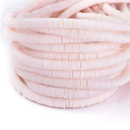 <p>Плоские круглые бусины - чипсы (диски, рондели heishi) ручной работы из полимерной глины (пластики). Бусины могут немного отличаться по форме и размеру. Оттенок может отличаться от фотографии. Цвет: светло-розовый. Бусины довольно мягкие, гибкие, напоминают каучук. Цена за низку длиной около 43 см, около 350-400 бусин.</p>