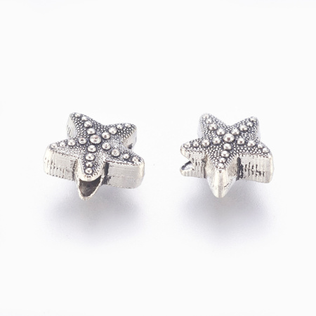 <p>Металлическая бусина в форме морской звезды, под античное серебро. Чернение может быть менее насыщенное, чем на фотографии. Оттенок может немного отличаться от фотографии. Диаметр отверстия около 2 мм. Цена за 10 грамм (около 9 бусин, фасуются без проверки на дефекты).</p>