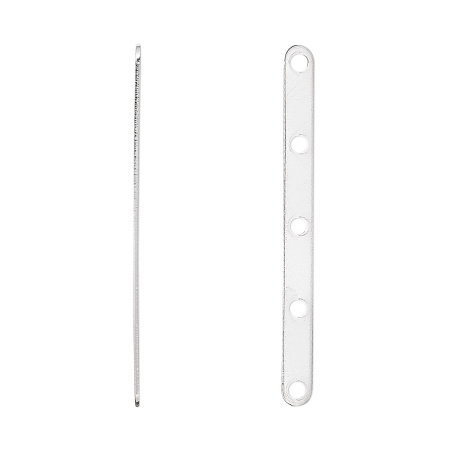 <p>Посеребренный разделитель с пятью отверстиями. Оттенок может отличаться от фотографии и в разных поставках. Цена за 5 шт.</p>