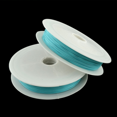 <p>Ювелирный тросик (ланка) голубого цвета. Сталь с пластиковым непрозрачным покрытием. Толщина может отличаться от указанной на плюс-минус 0,05 мм. Цена за катушку около 50 метров. Тросик на катушке может состоять из нескольких частей.</p><p>УЦЕНКА: цвет у тросика неравномерный по всей длине: от голубого до почти белого.</p>