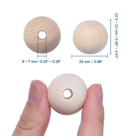 <p>
Деревянные бусины без покрытия. Размер примерно 25*24 мм, могут немного отличаться по форме и размеру. На бусиных возможны небольшие неровности и трещинки. Размер отверстия около 5-6 мм. Отлично подходят для создания слингобус, детских игрушек, эко-украшений и т.д. Цена за 1 бусину.
</p>