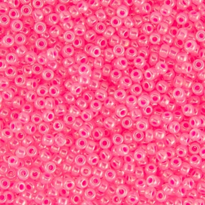 Бисер TOHO круглый, размер 11/0, цвет #910 (Цейлон, ярко-розовый), 10 грамм <p>Японский бисер TOHO Round (круглый Тохо), размер 11/0 (2.2 мм). Жемчужный ярко-розовый (Ceylon Hot Pink).
Цена за 10 грамм. Среднее количество бисерин в 1 грамме Toho 11/0 от 70 до 120 штук, может сильно варьироваться в зависимости от вида бисера.</p>